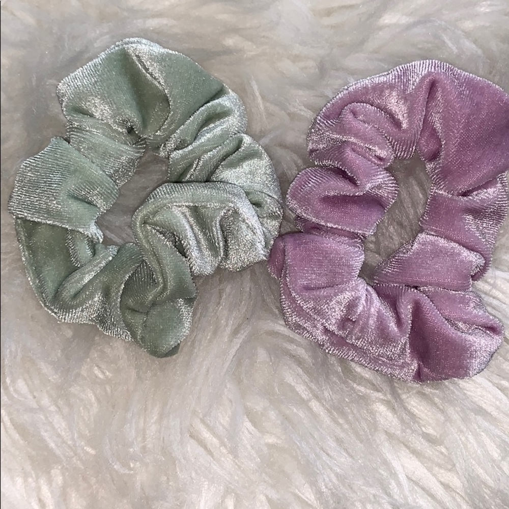 Scrunches